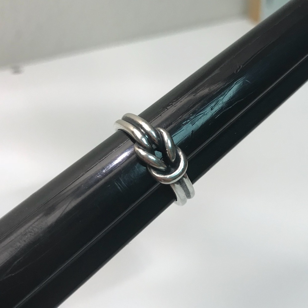 James Avery Lovers’ Knot Ring